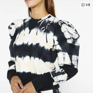 Ulla Johnson Puff Sleeve top. Large